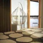 Moderni Maisemakaksio Asuntomessualueella Jyväskylä