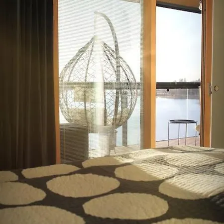 Moderni Maisemakaksio Asuntomessualueella Jyvaskyla