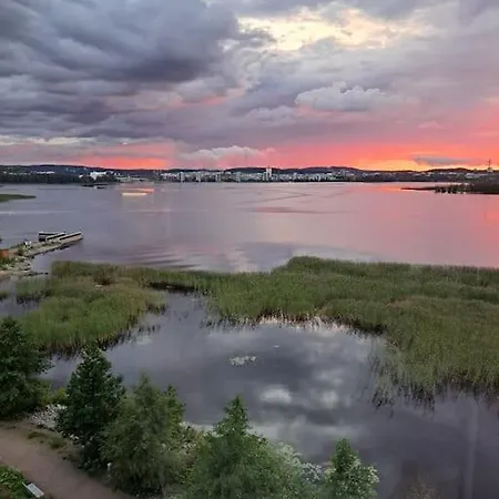 Moderni Maisemakaksio Asuntomessualueella