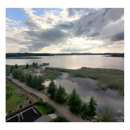 Moderni Maisemakaksio Asuntomessualueella Apartamento