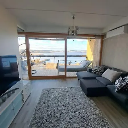 Moderni Maisemakaksio Asuntomessualueella Jyväskylä